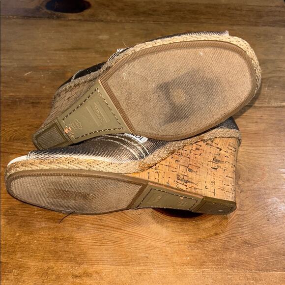 Toms Cork Open Toe Wedge Espadrille Sandals Silver Size 6.5 - Picture 2 of 8